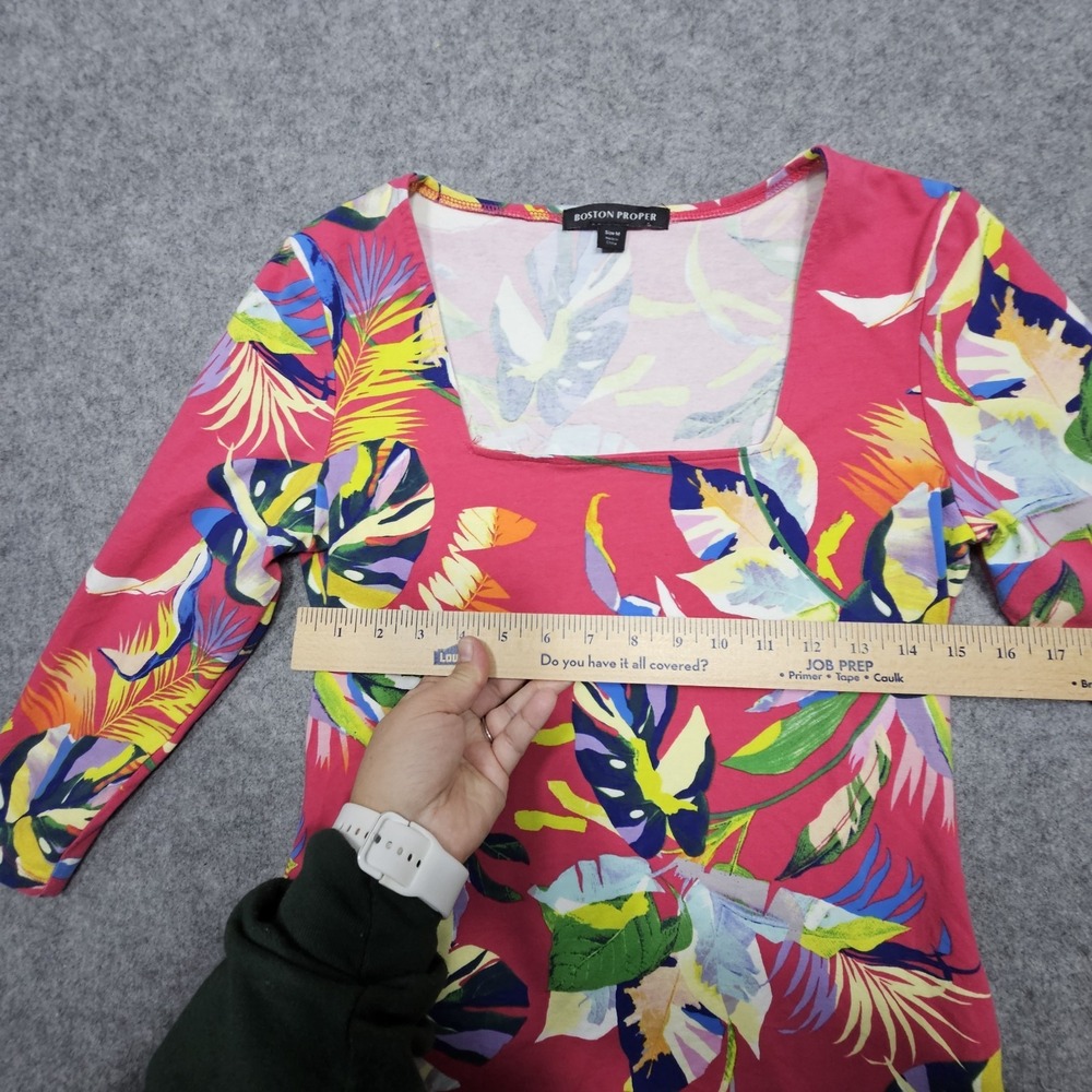 Boston Proper Shirt Womens Med Floral Tropical Stretch 3/4 Sleeve Pullover Top - Picture 7 of 9